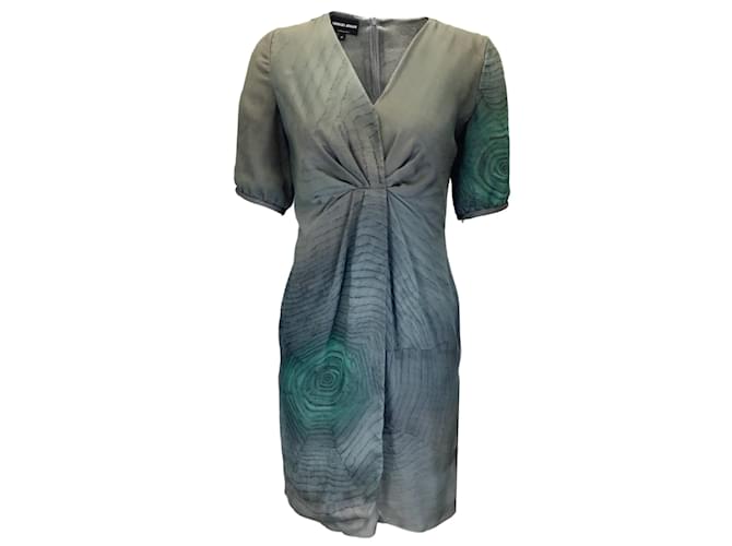 Autre Marque Giorgio Armani Green Short Sleeved V-Neck Silk Dress  ref.1204874