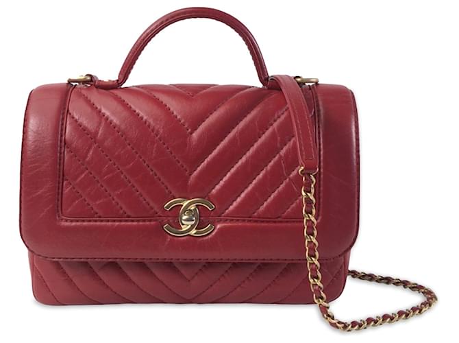 Bolso satchel con solapa y chevron rojo CC de Chanel Roja Cuero  ref.1205542