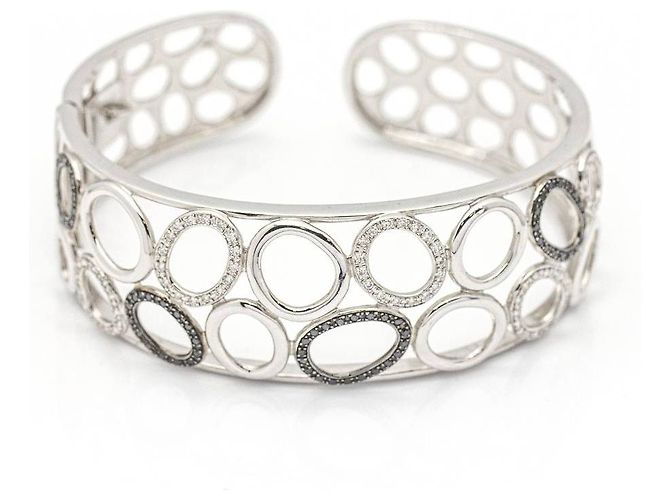 Autre Marque Brazalete en Oro con Diamantes.