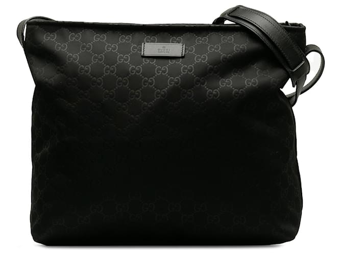 Gucci Umhängetasche aus schwarzem GG-Nylon Leder Kalbähnliches Kalb Tuch  ref.1200622