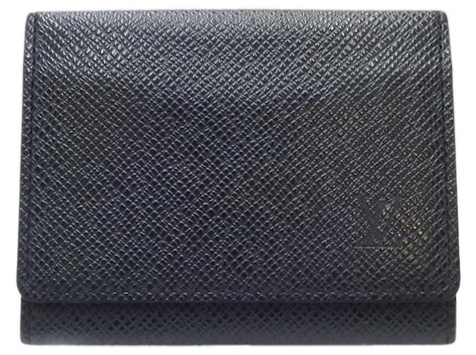 Louis Vuitton Taiga Black Leather  ref.1206488