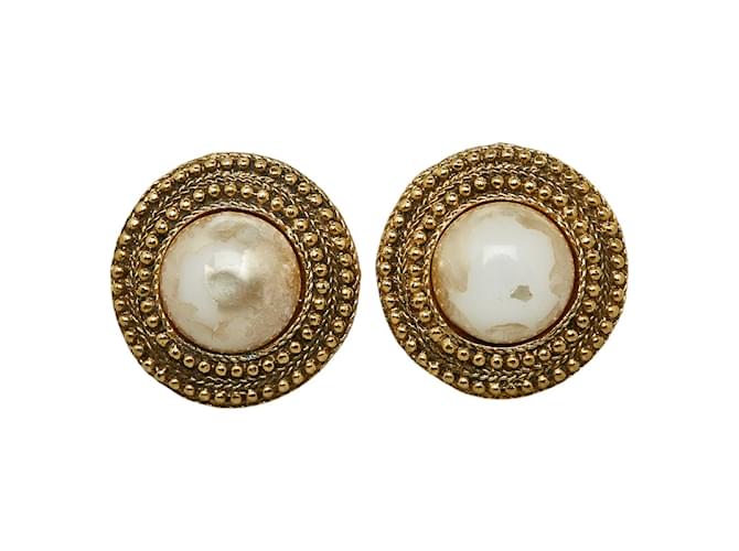 Chanel Faux Pearl Round Clip On Earrings Golden Metal  ref.1207256