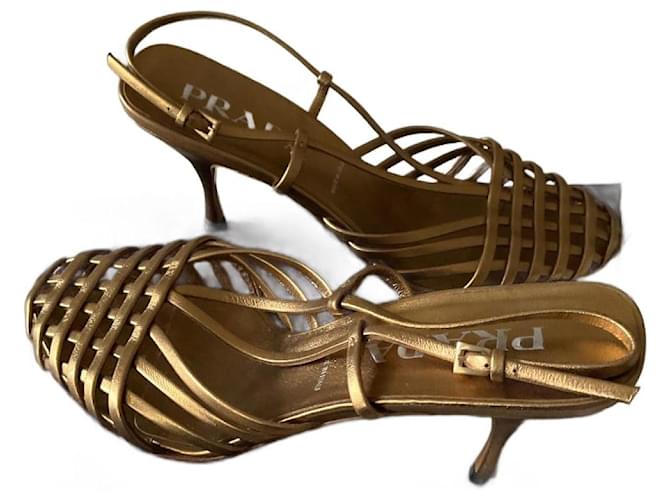 Prada Sandals Golden Leather  ref.1207343