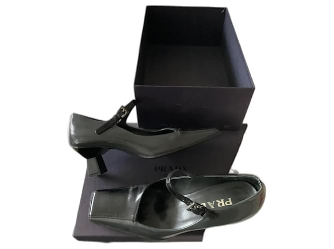 Prada Heels Black Dark grey Leather  ref.1207382