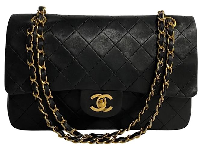 Chanel Matelassé Black Leather  ref.1207707