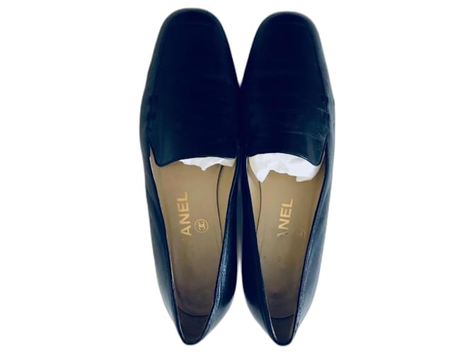 Chanel CC Loafers Black Leather  ref.1208406