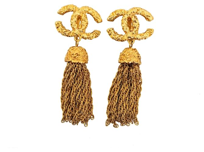 Chanel Gold CC Fringe Drop Earrings Golden Metal Gold-plated  ref.1208453