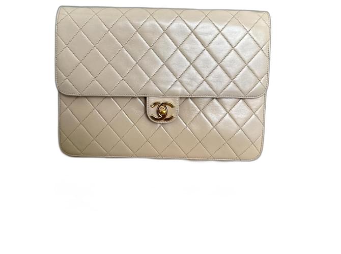 Wallet On Chain Chanel On Chain Wallet in beige smooth leather Lambskin  ref.1209460