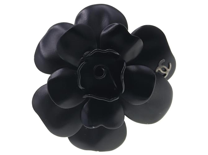 Chanel Camellia Negro Metal  ref.1210379