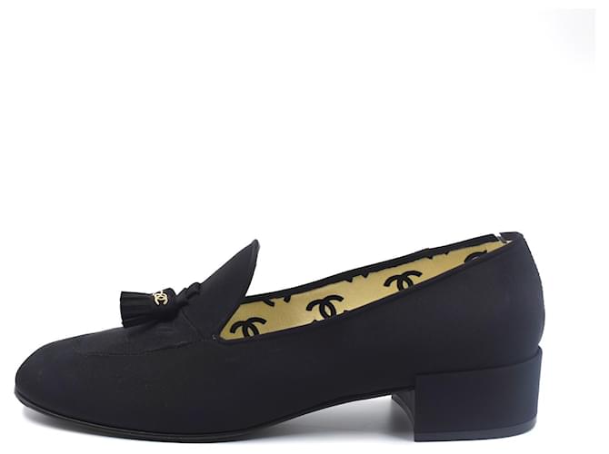 Chanel Sandals Black Silk  ref.1210516