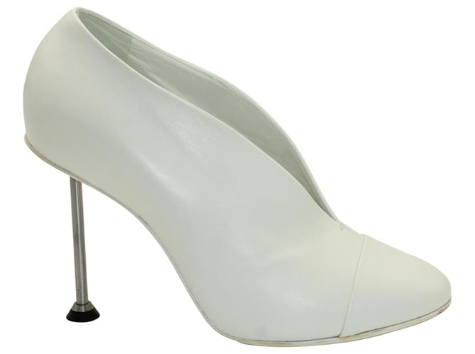 Zapatos de salón Victoria Beckham de tacón fino en piel blanca Blanco Cuero  ref.1211677