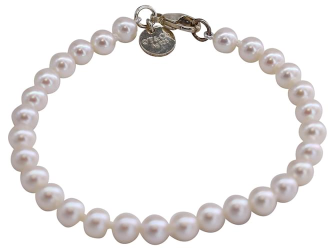 Tiffany & Co TIFFANY Y COMPAÑIA. Pulsera de perlas de la colección Ziegfield en perlas blancas Blanco Crudo  ref.1211680