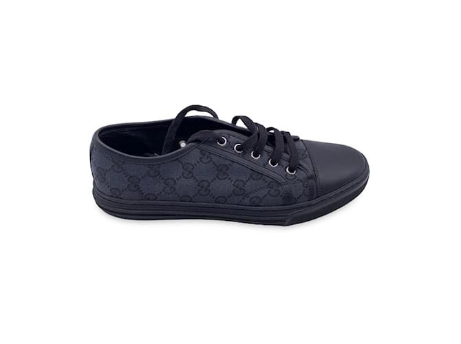 Gucci Schwarze Low-Top-Sneaker mit GG-Monogramm-Leinwand, Schuhgröße 40  ref.1211719
