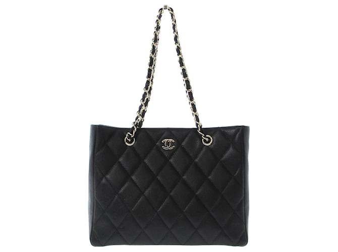 Timeless Chanel Matelassé Black Leather  ref.1212270