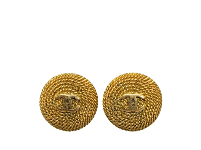 Gold Chanel CC Clip On Earrings Golden Gold-plated  ref.1212716