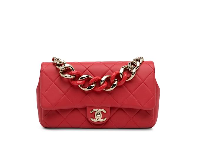 Bolsa Chanel vermelha acolchoada em pele de cordeiro bicolor com aba e corrente de resina Vermelho Couro  ref.1213229