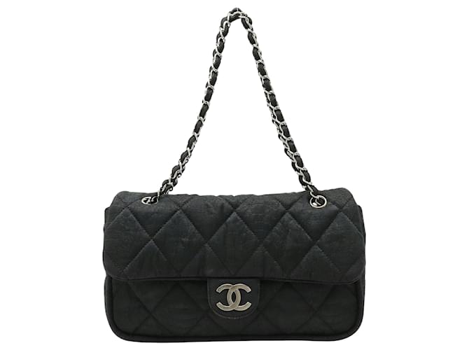 Timeless Chanel Matelassé Black Synthetic  ref.1213629