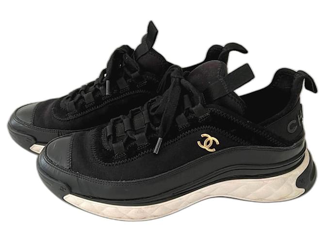 Sneakers Classic Chanel Low Top Trainer Logo CC. Cuir Noir  ref.1214140