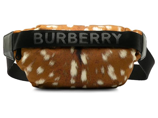 Marsupio Burberry in nylon stampato con logo marrone Panno  ref.1214219
