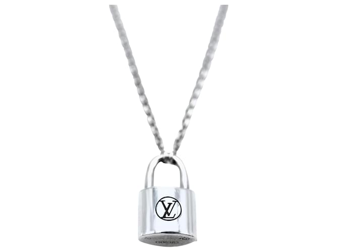 Ciondolo Louis Vuitton Lockit su catena in argento sterling Metallico Metallo  ref.1214299