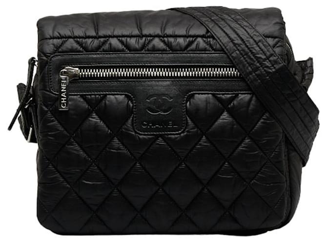 Timeless Chanel Black Synthetic  ref.1214754