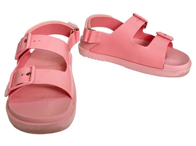 GUCCI GG Buckled Bubblegum Pink Rubber Sandals  Chunky Foovery good conditiond Ridged Sole 38  ref.1214940