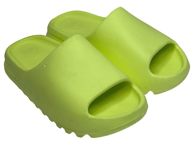Adidas Lime Green Yeezy Slide Rubber  ref.1214999