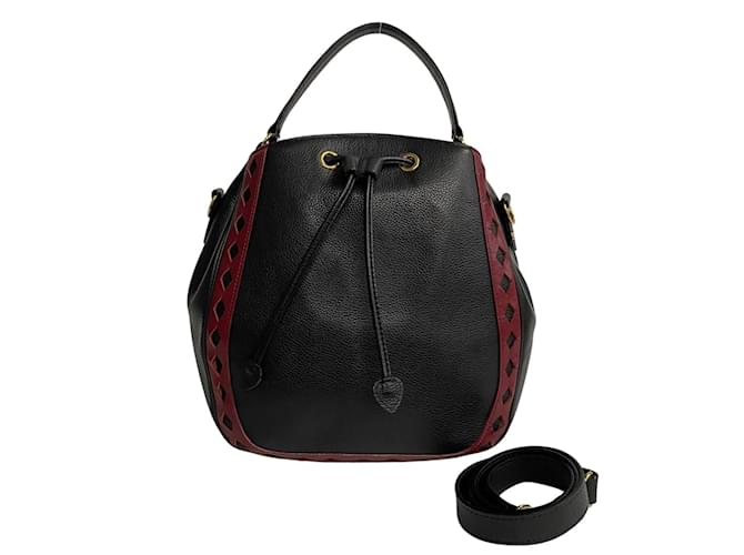 Yves Saint Laurent Diamond Cut Leather Drawstring Crossbody Bag Leather Crossbody Bag in Good condition Black  ref.1215533