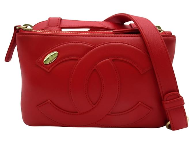 Timeless Chanel Logo CC Red Leather  ref.1217055