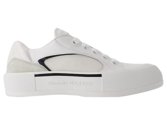 Oversized Sneakers - Alexander Mcqueen - Leather - White/Black Pony-style calfskin  ref.1217211