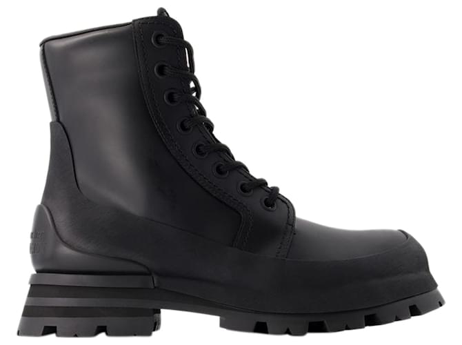 Wander Ankle Boots - Alexander McQueen - Calfskin - Black Leather Pony-style calfskin  ref.1217251