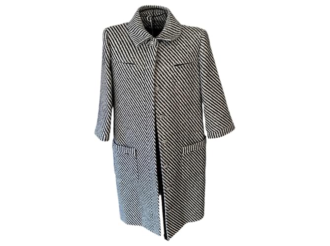 Chanel Jaqueta de tweed com botões CC / Casaco Multicor  ref.1217641