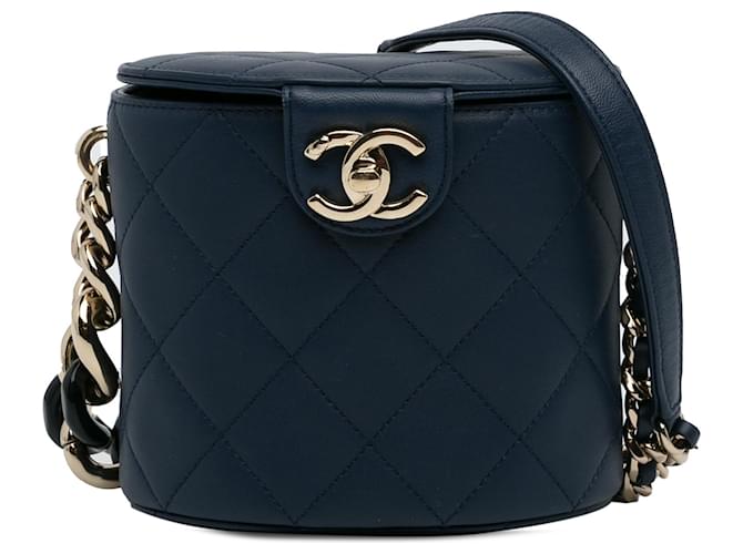 Vanity Bolso de tocador redondo Chanel CC azul Azul oscuro Cuero  ref.1218214
