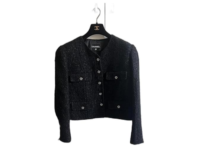 Pequeña chaqueta negra Chanel Negro Tweed  ref.1218457