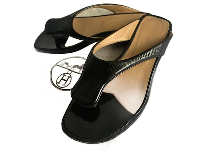 Hermès Sandals Black Patent leather  ref.1218590