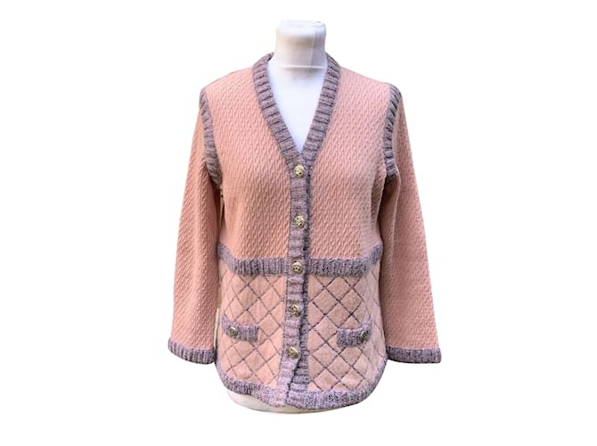 Chanel 2015 Cardigan in maglia di seta e cashmere rosa taglia 40 fr  ref.1220218