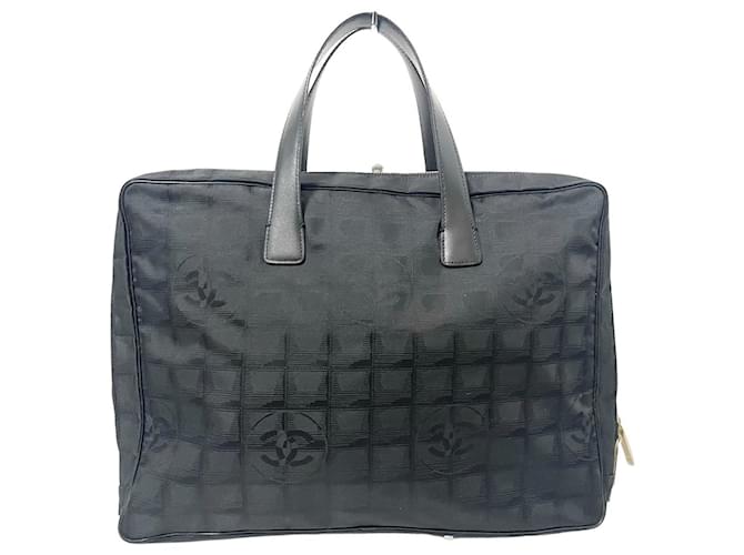 Timeless Chanel Travel line Black Synthetic  ref.1220580