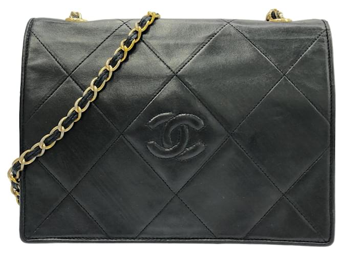 Chanel Matelassé Black Leather  ref.1220626