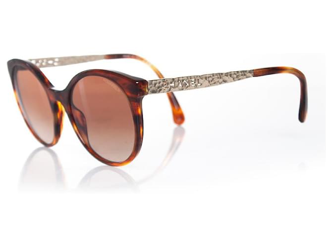 Chanel, lunettes de soleil rondes à motif écaille Marron  ref.1220903