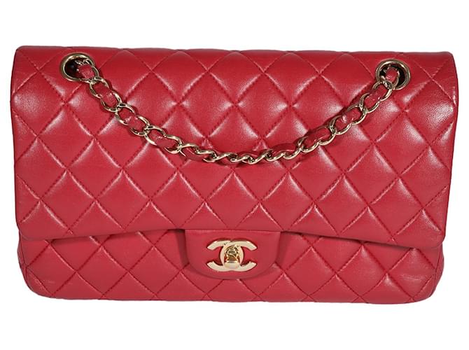 Timeless Bolsa Chanel Red Acolchoada Pele de Cordeiro Médio Clássico Forrado com Flap Vermelho Couro  ref.1221016