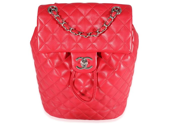 Petit sac à dos Chanel esprit urbain en cuir d'agneau rouge  ref.1221120