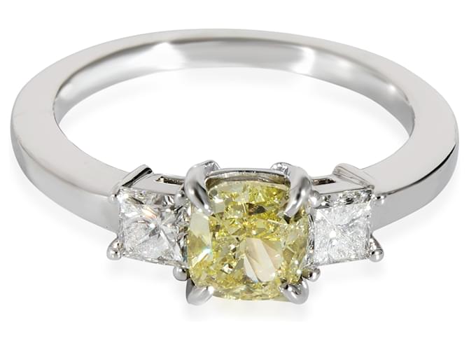 Autre Marque Fancy Intense Yellow Cushion Engagement Ring in Platinum VS1 1.31 ctw  ref.1221177