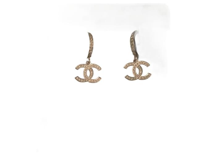 Chanel Orecchini Gold hardware Metallo  ref.1221516