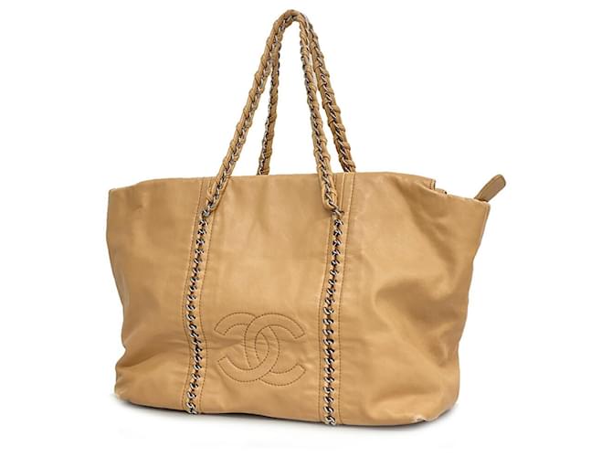 Timeless Chanel - Beige Leather  ref.1222000