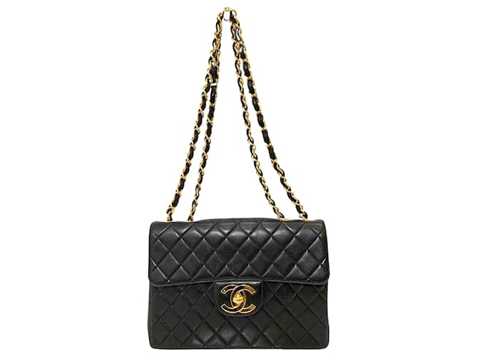 Timeless Chanel Matelassé Black Leather  ref.1222050