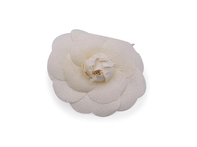 Chanel Vintage Weiße Stoffblumenbrosche Anstecknadel Camelia Camellia Leinwand  ref.1222138