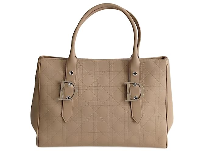 Dior cannage tote handbag in beige leather  ref.1222166