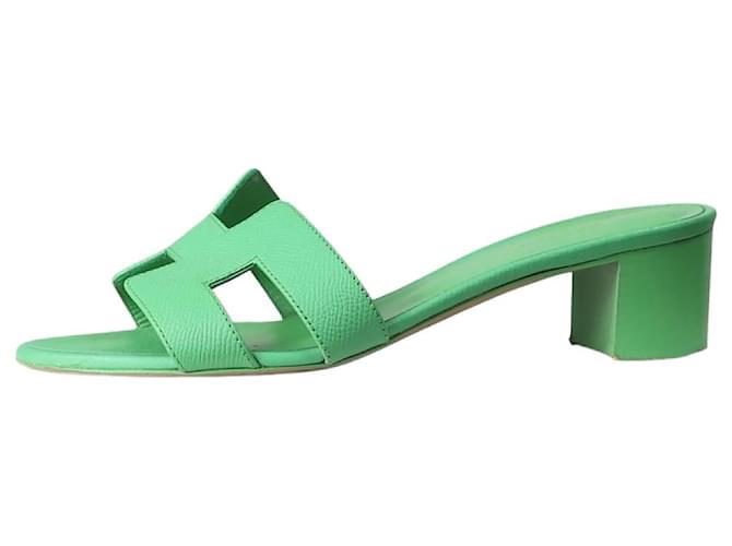 Hermès Sandálias de salto verde Oran - tamanho UE 38 Couro  ref.1222421