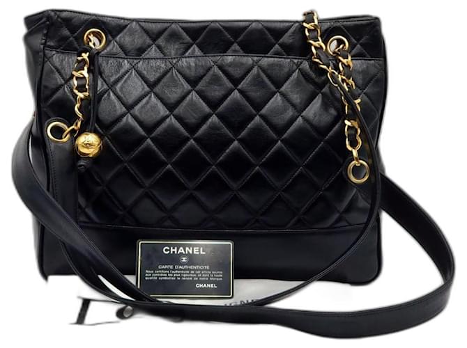 Timeless Bolsa de ombro e sacola Chanel Grand Shopping com detalhes dourados Preto Couro  ref.1222566