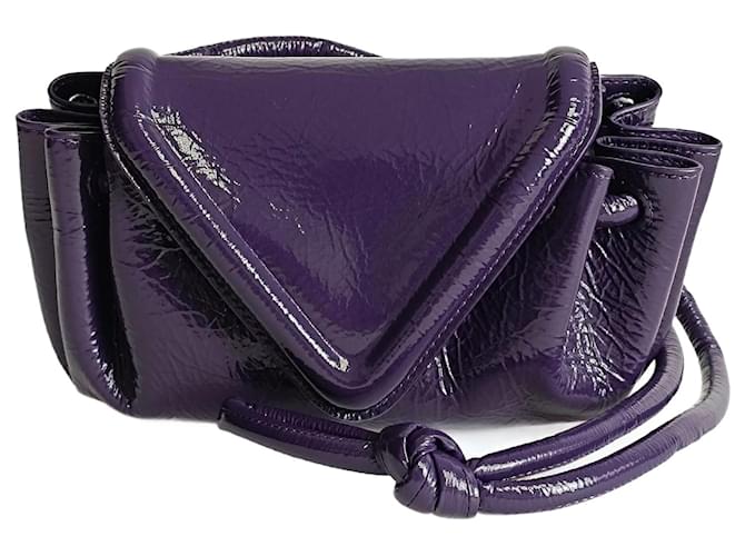 Bottega Veneta Becco shoulder bag in purple textured leather Patent leather  ref.1222623